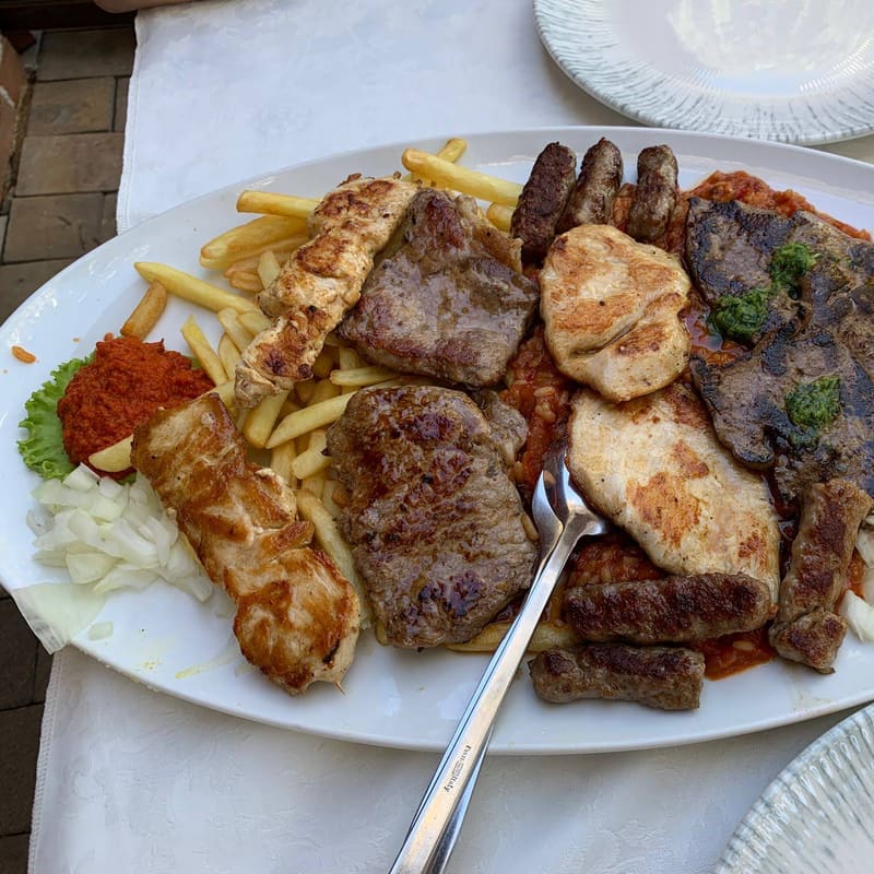 Miješano meso s roštilja